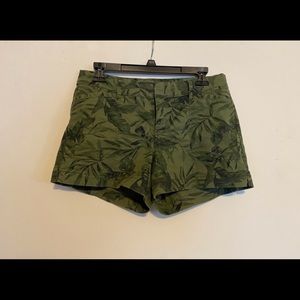 EUC Old Navy Shorts SZ 4